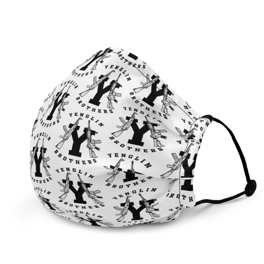 Yenglin Brothers face mask