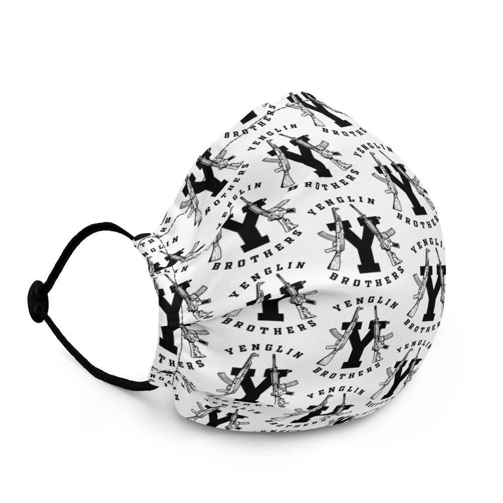 Yenglin Brothers face mask